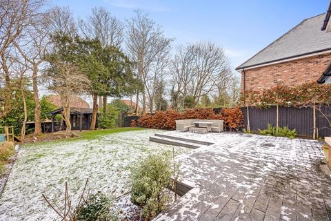 4 bedroom detached house for sale, Ewart Close, Hassocks, BN6 8FJ
