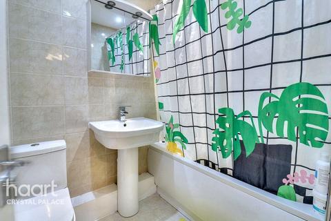 2 bedroom terraced house for sale, William Booth Road, London