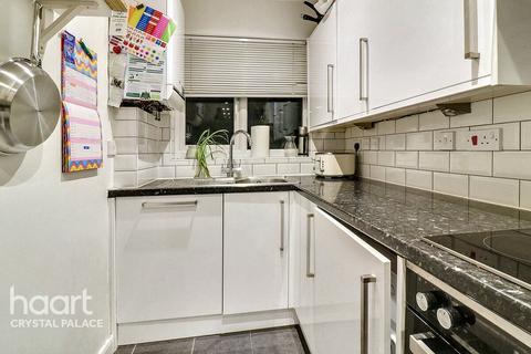 2 bedroom terraced house for sale, William Booth Road, LONDON