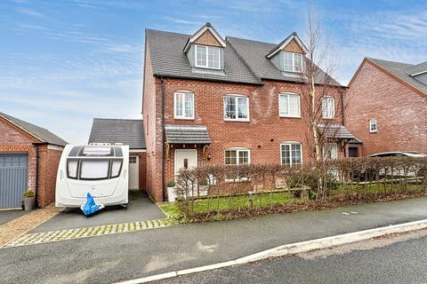 3 bedroom semi-detached house for sale, Blackham Road, Hugglescote, LE67
