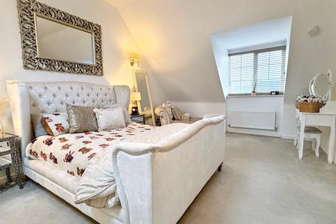 3 bedroom semi-detached house for sale, Blackham Road, Hugglescote, LE67