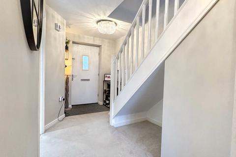 3 bedroom semi-detached house for sale, Blackham Road, Hugglescote, LE67