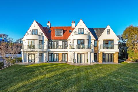 2 bedroom apartment for sale, Barton Common Road, Barton on Sea, New Milton, BH25