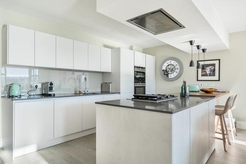 2 bedroom apartment for sale, Barton Common Road, Barton on Sea, New Milton, BH25