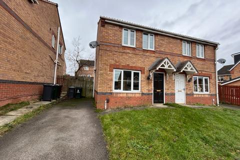 3 bedroom semi-detached house to rent, Raikes Avenue, Bradford, West Yorkshire, BD4