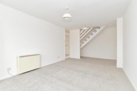 2 bedroom flat for sale, Queenswood Gardens, London E11