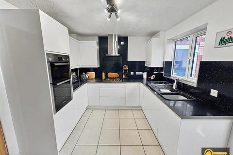 undefined, Penshurst Way, Maple park, Nuneaton