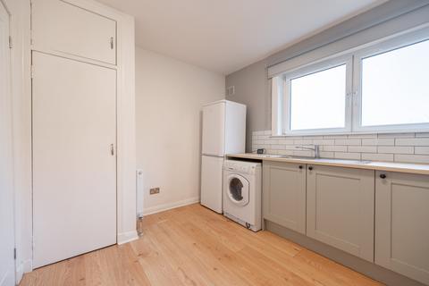 1 bedroom flat to rent, 180 Camphill Avenue, Flat 12, Shawlands, Glasgow, G41 3DT