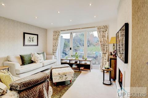 3 bedroom detached house for sale, Mill View Gardens, Austrey