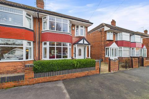 Barrington Avenue, Hull, HU5 4BB