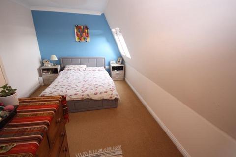 1 bedroom apartment to rent, Lamb Close, Northolt