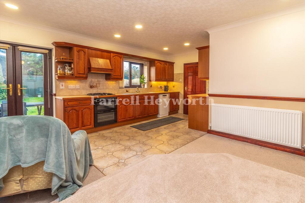 Kitchen image 2