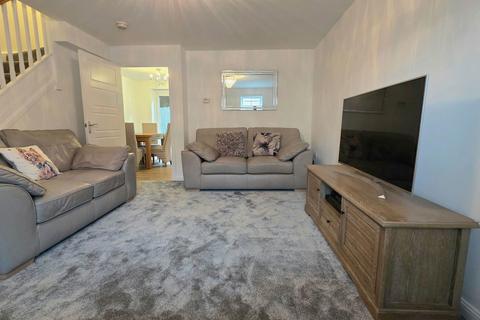 3 bedroom semi-detached house for sale, John Jobbins Way, Pontypool NP4