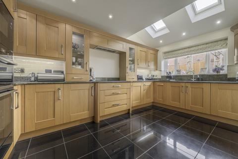 Ironstone Close, Swindon SN25