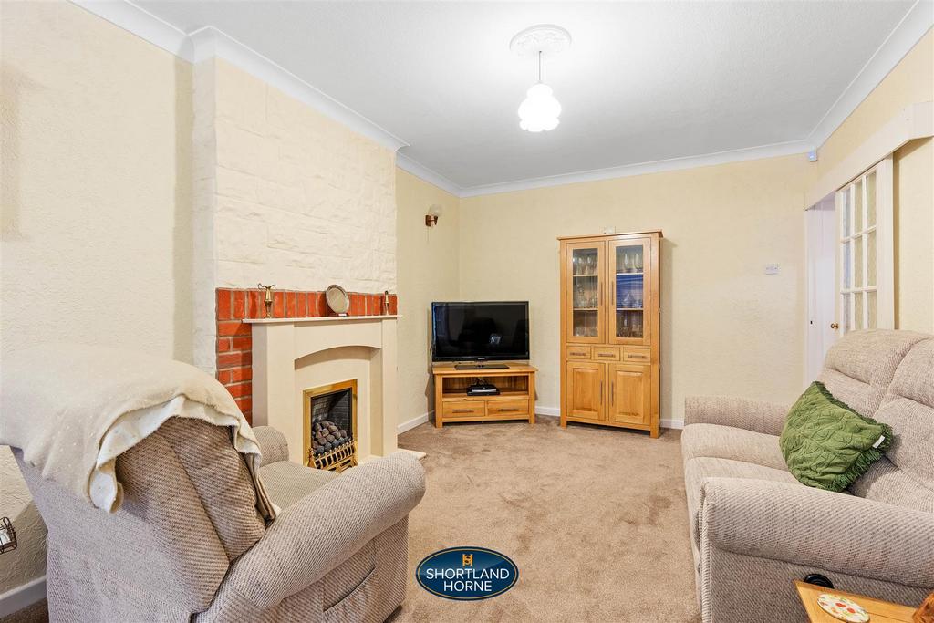 Living/dining room
