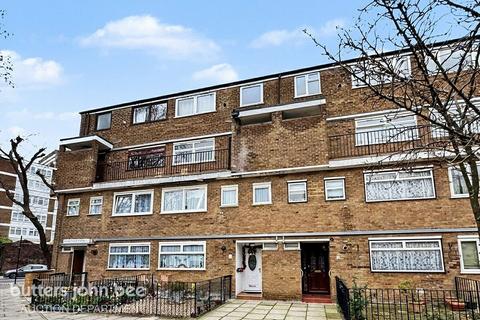 2 bedroom flat for sale, Marshfield Street, London
