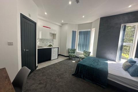 7 bedroom detached house to rent, Coventry CV2
