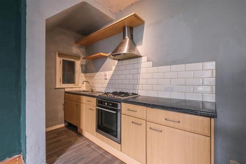 2 bedroom terraced house for sale, Adelphi Road, Marsh, Huddersfield, HD3