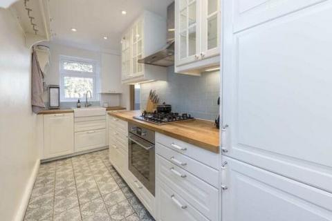 2 bedroom flat to rent, Creffield Road, London