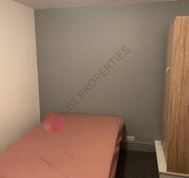 Riverside-cb5-8hl-1034516