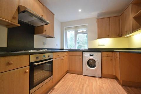 2 bedroom apartment to rent, Hill Brow Road, Hill Brow, Liss, Hampshire, GU33
