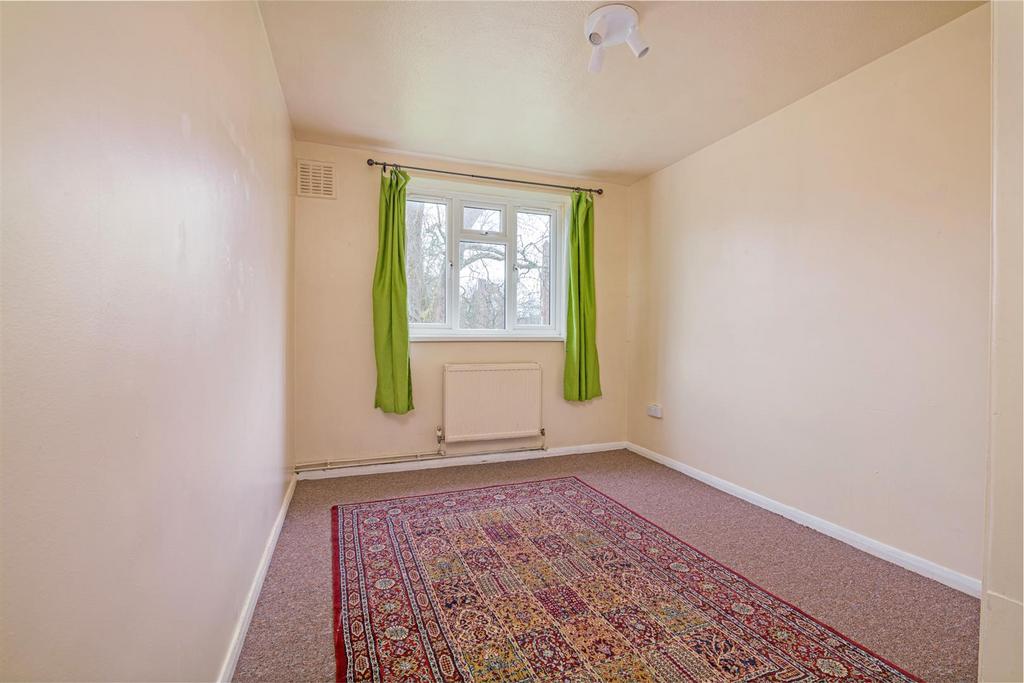 3 Humphry Hse Bed 1.jpg