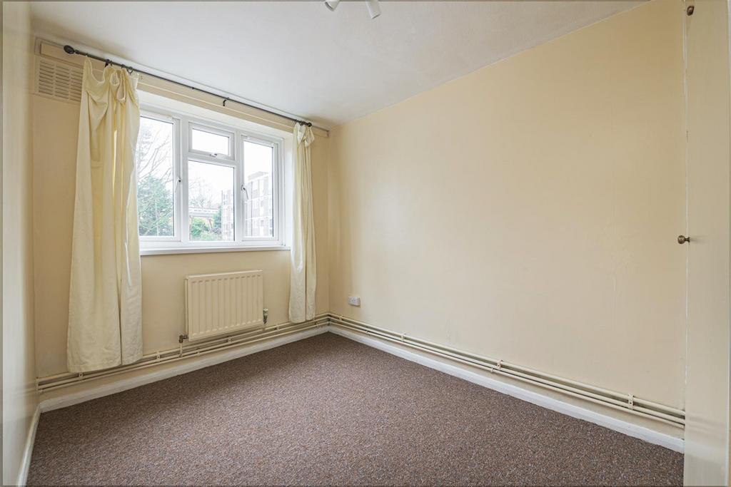 3 Humphry Hse Bed 3.jpg