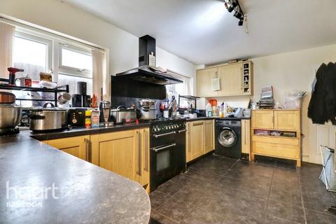 5 bedroom detached house for sale, Pound Lane, Basildon