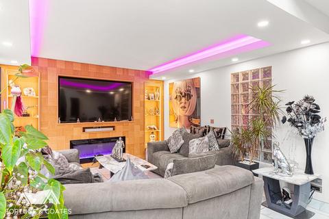 4 bedroom detached house for sale, Great Auger Street, Newhall, Harlow