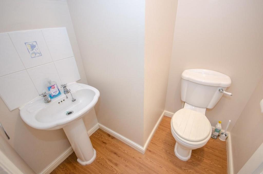 Cloakroom.jpg