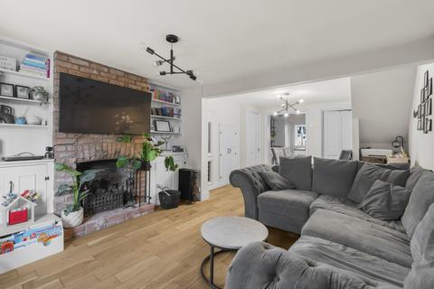 undefined, London Road, Hertfordshire CM21