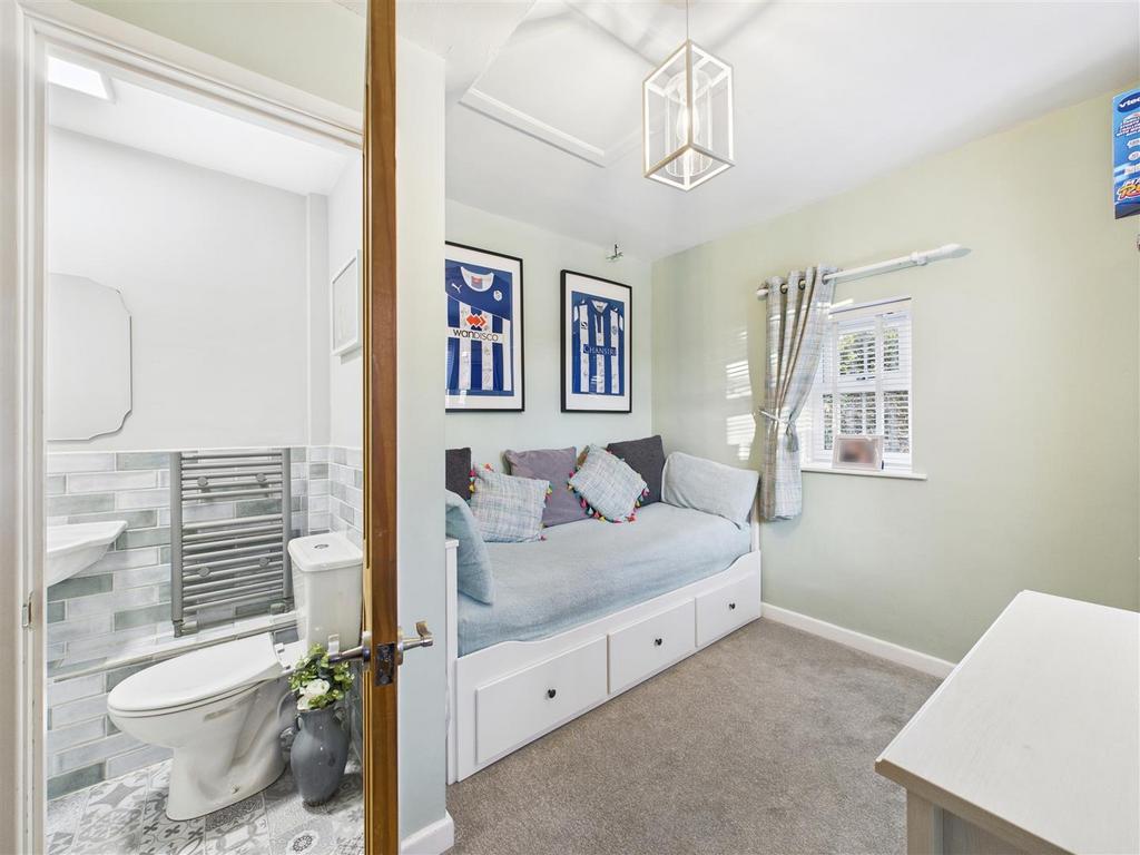Ground floor bed 5