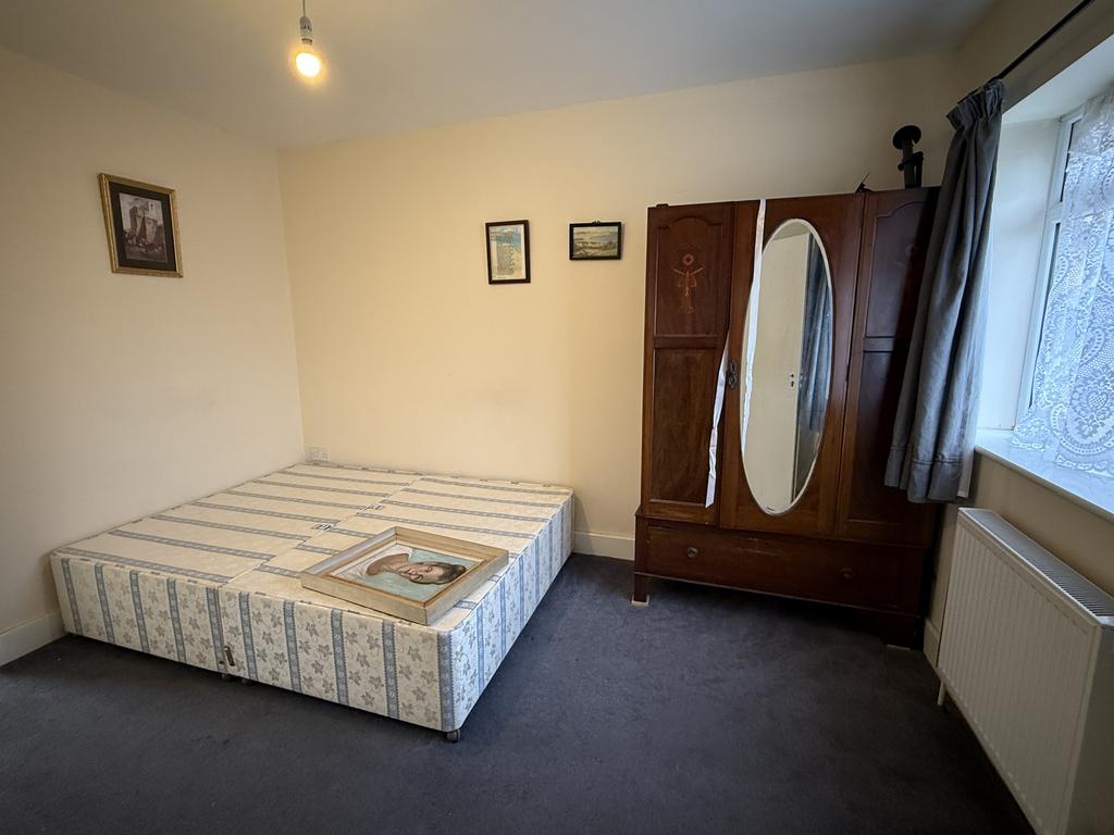 Downstairs Bedroom (Five)