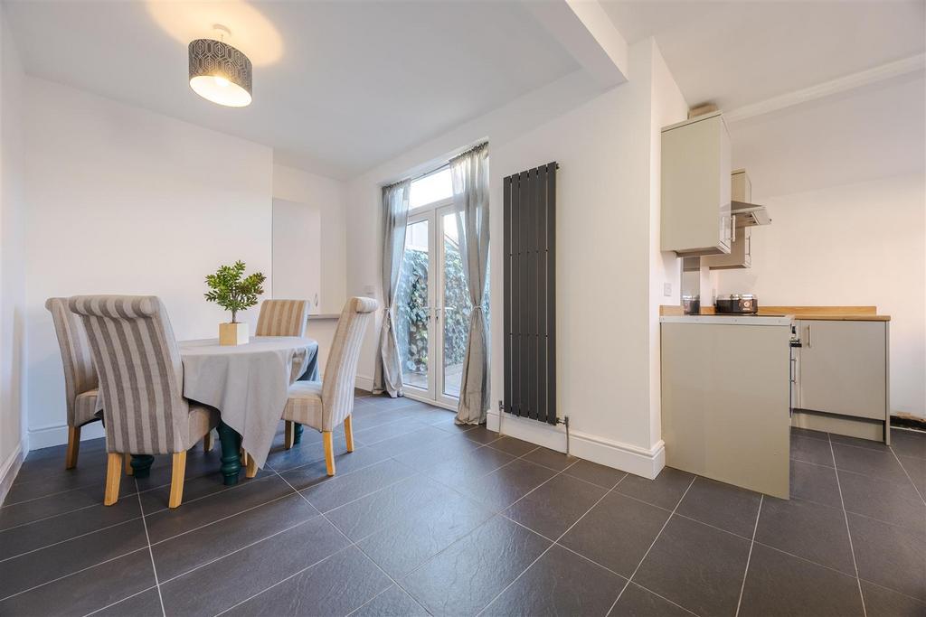 Kitchen diner