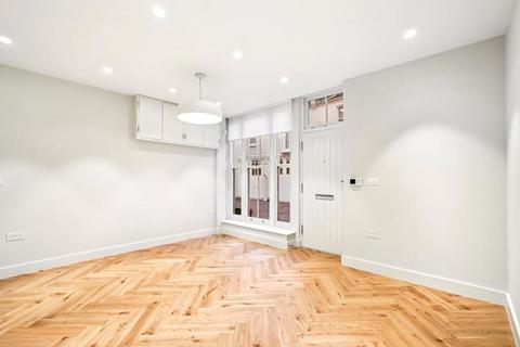 undefined, Southwick Mews, London W2