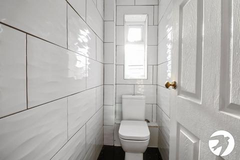 2 bedroom maisonette for sale, Ripley Road, Belvedere, DA17