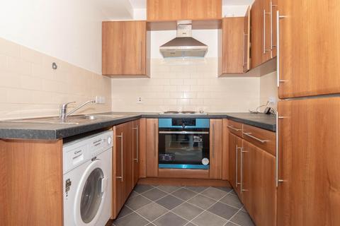 1 bedroom apartment for sale, Hall Road, Leeds