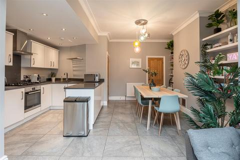4 bedroom terraced house for sale, Albemarle Road, York