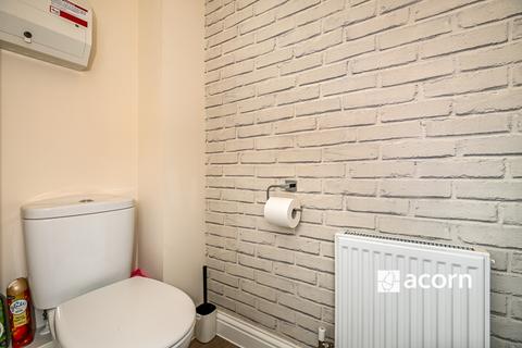 2 bedroom terraced house to rent, Lywood Drive Sittingbourne ME10