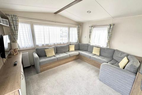 3 bedroom park home for sale, Tarka Holiday Park