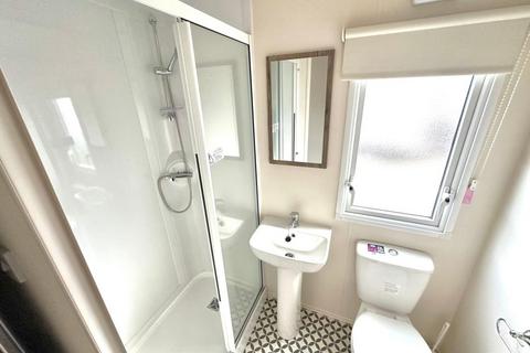 3 bedroom park home for sale, Tarka Holiday Park