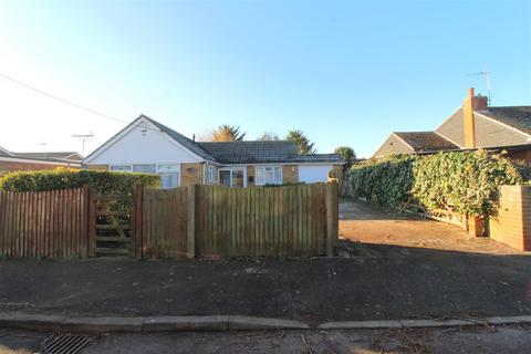 2 bedroom detached bungalow for sale, Wing Road, Leysdown-On-Sea, Sheerness