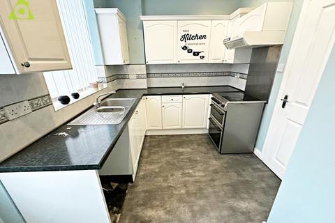 2 bedroom terraced house to rent, Wesley Street, Westhoughton, BL5 3ST