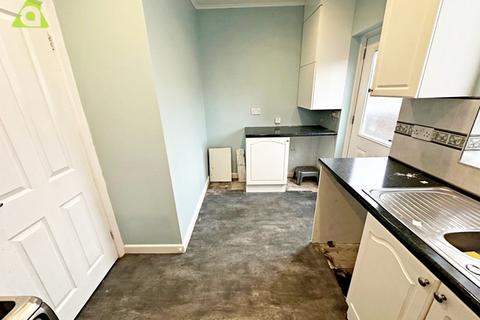 2 bedroom terraced house to rent, Wesley Street, Westhoughton, BL5 3ST