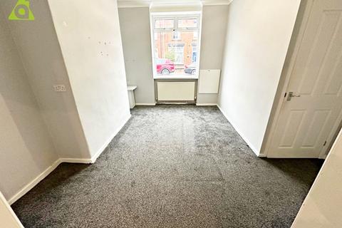 2 bedroom terraced house to rent, Wesley Street, Westhoughton, BL5 3ST