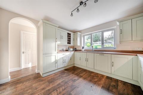 4 bedroom detached house for sale, 2 The Oaks, Hookagate, Shrewsbury, SY5 8BE