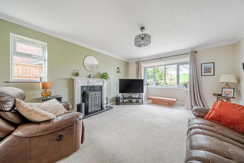 4 bedroom detached house for sale, 2 The Oaks, Hookagate, Shrewsbury, SY5 8BE