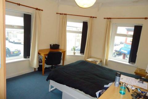 4 bedroom house to rent, Cyfarthfa Street, Roath, Cardiff