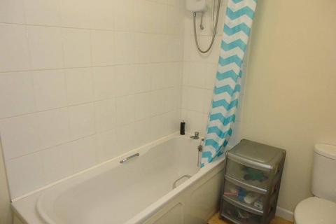 4 bedroom house to rent, Cyfarthfa Street, Roath, Cardiff