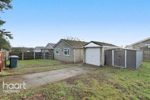 2 bedroom detached bungalow for sale, Oaklands Drive, Brandon
